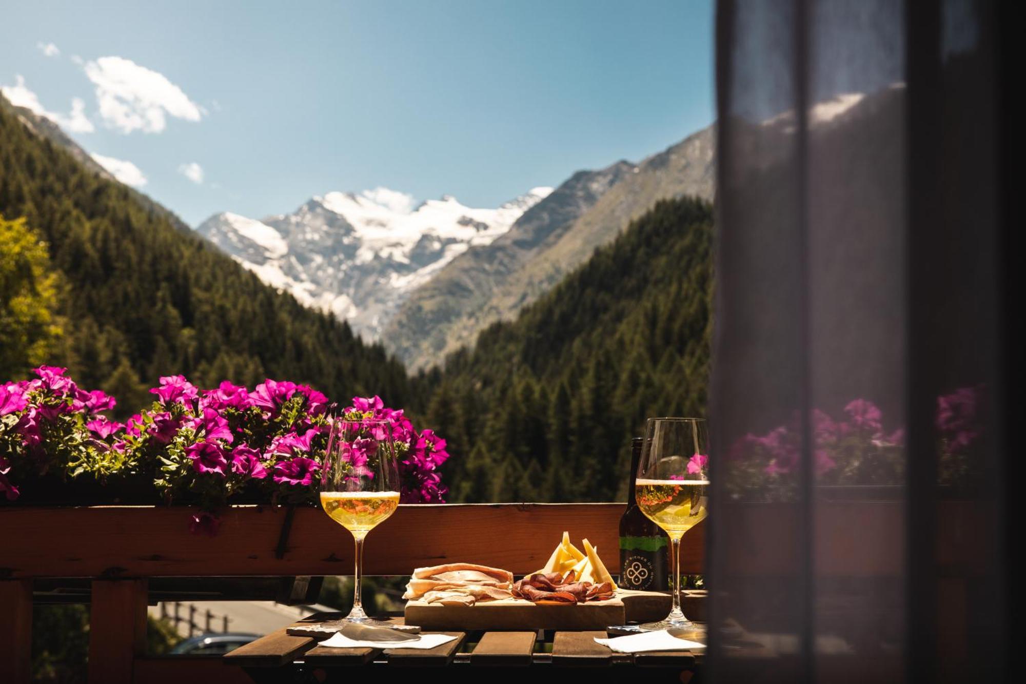 Hotel Le Bouquet - Adults Only Cogne Ngoại thất bức ảnh