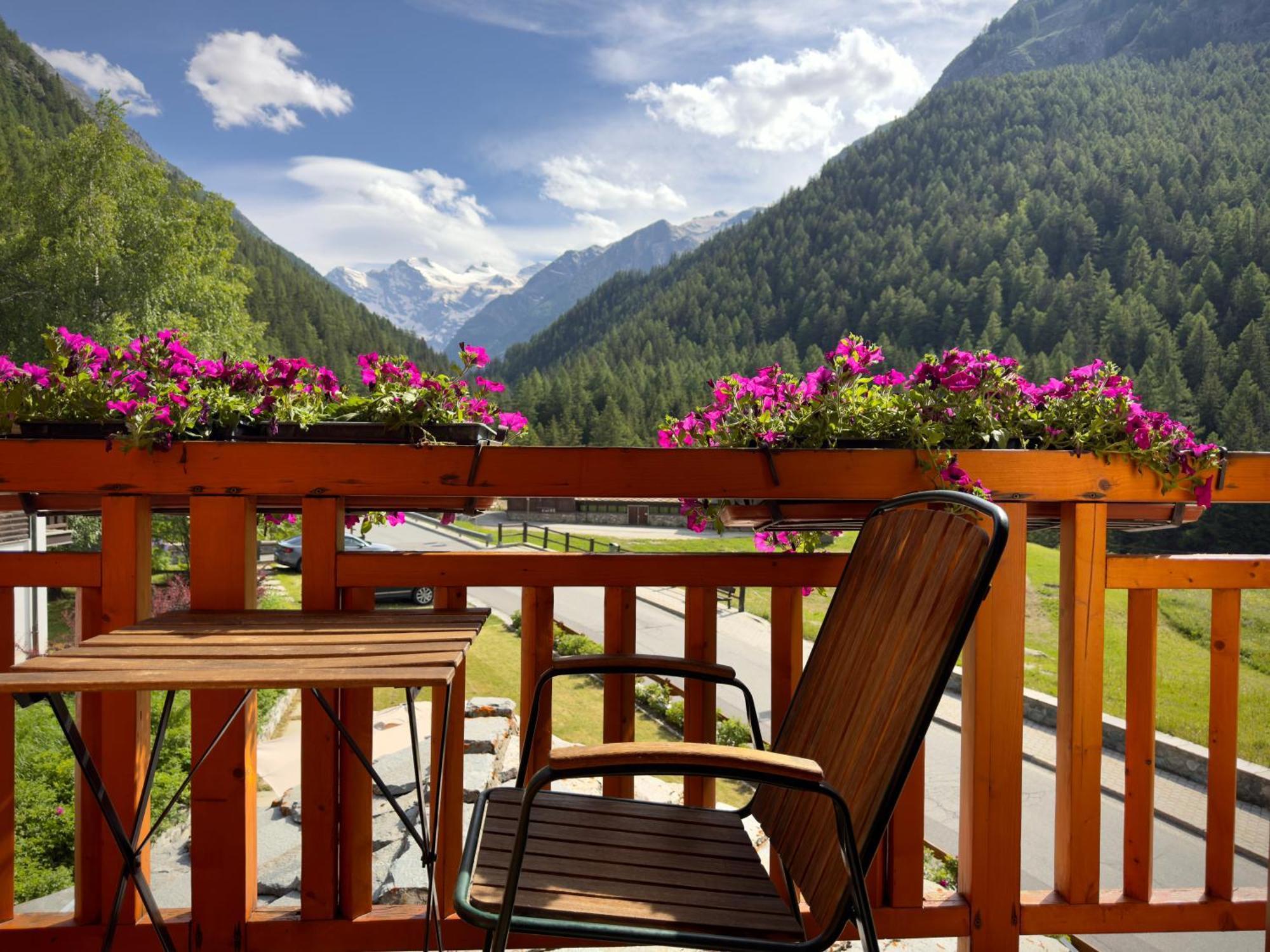 Hotel Le Bouquet - Adults Only Cogne Ngoại thất bức ảnh